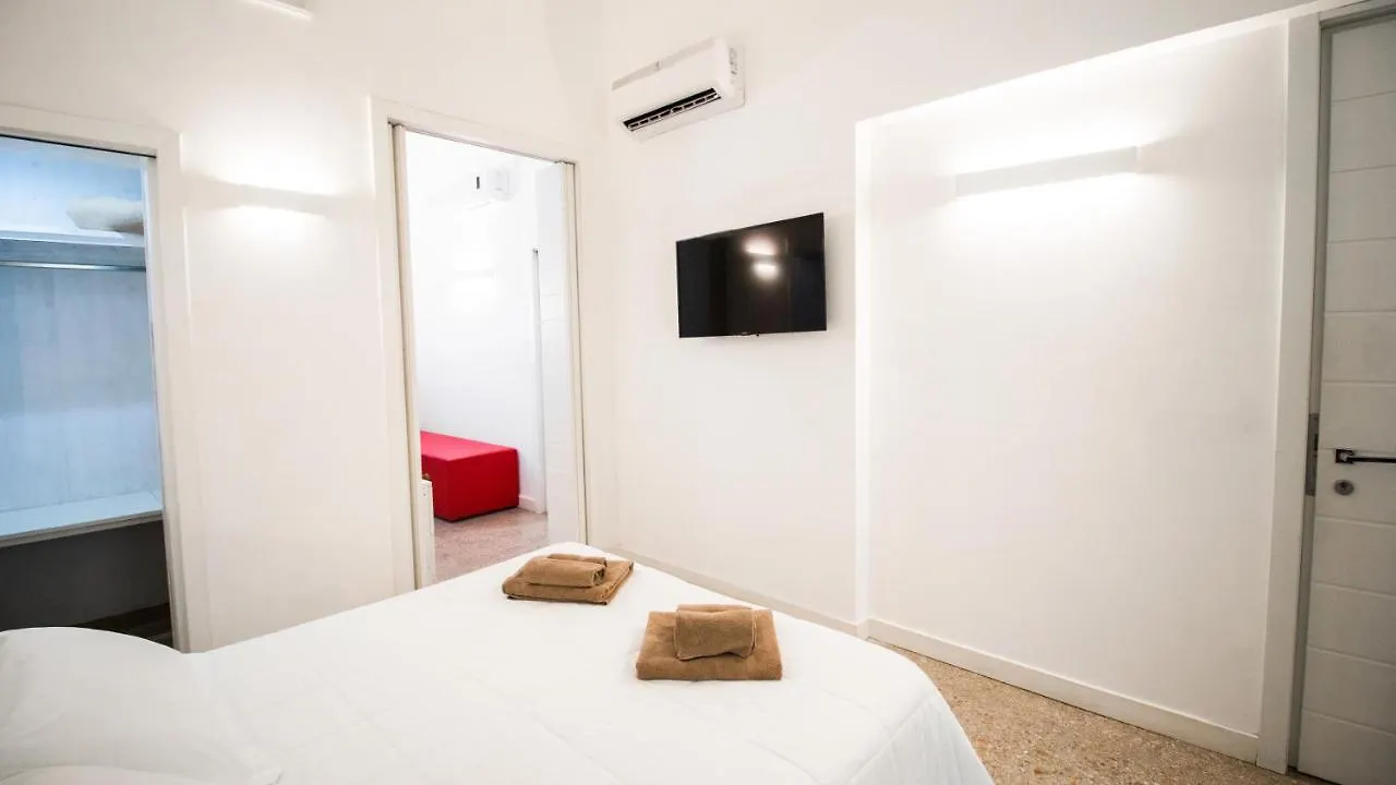 Sui Tetti Luxury Rooms Lecce